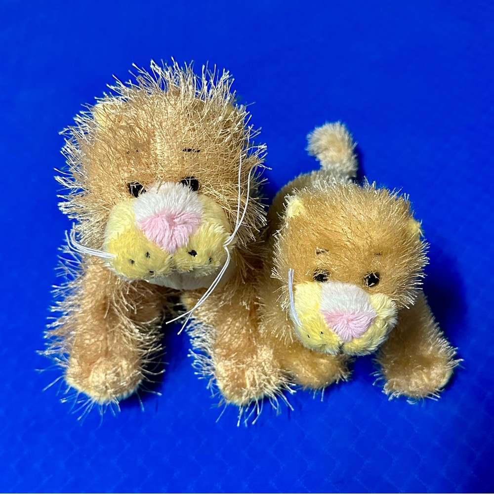 Ganz Webkinz and Lil’Kinz Lioness Set of 2